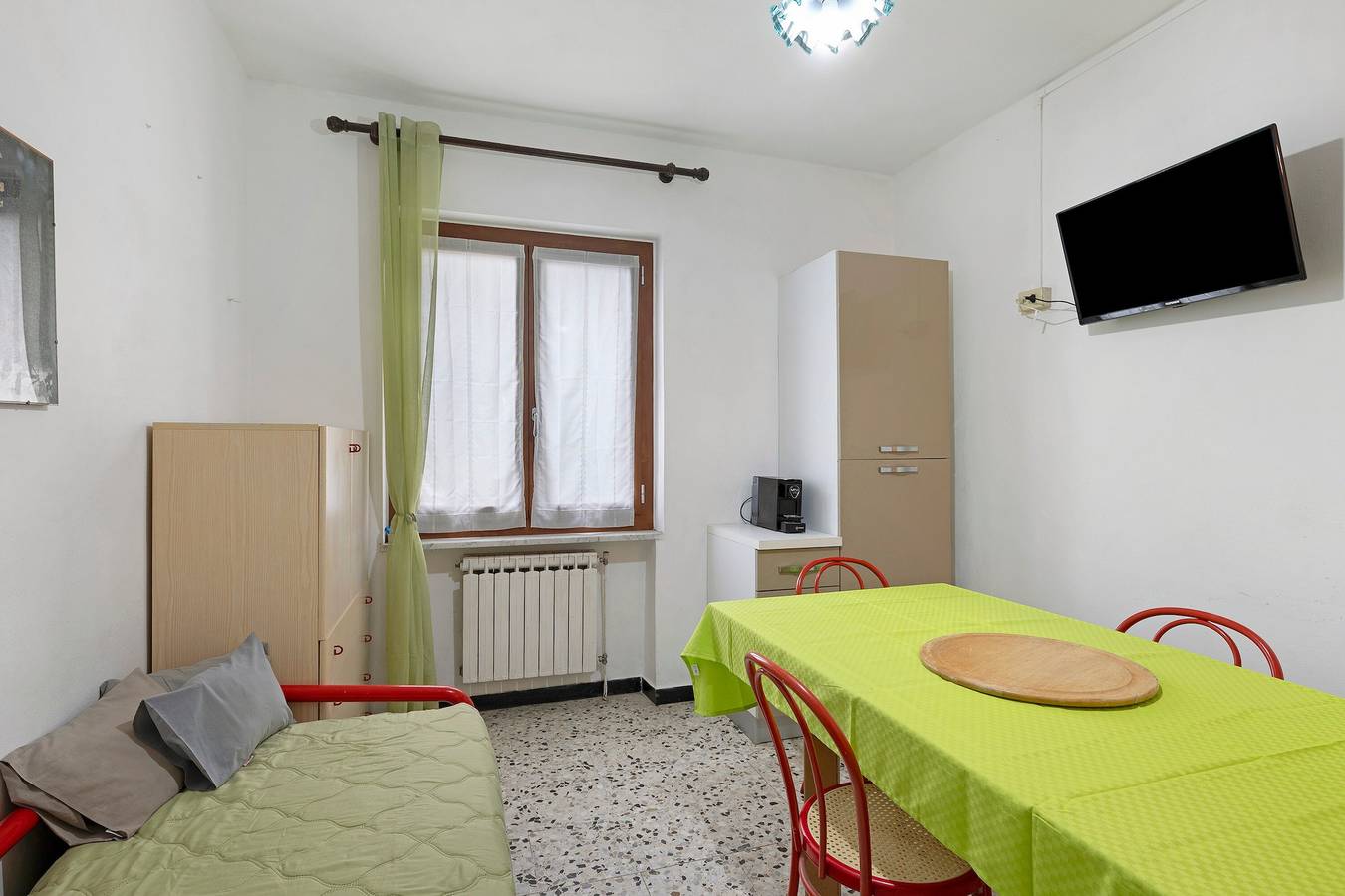 Cały apartament, Apartment '605' with Shared Garden in Diano Castello, Riviera di Ponente