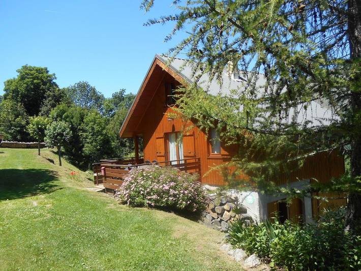 Gîte pour 5 personnes, avec Terrasse ainsi que Jardin et Vue