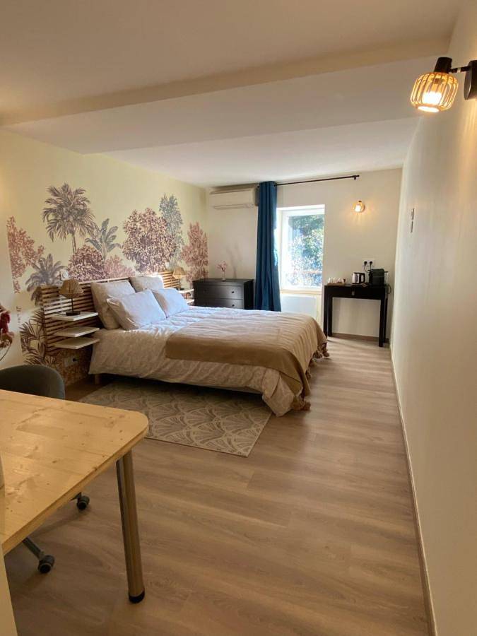 Superior Queen Room in Dieulefit, Région de nyons