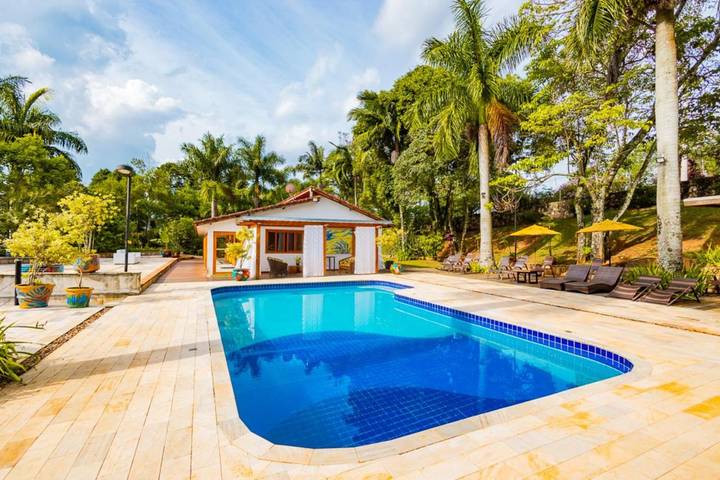 Pousadas para 6 pessoas, com jardim e sauna e ainda piscina and vista em São Roque