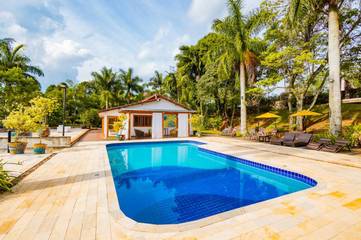 Hôtel pour 6 personnes, avec jardin et vue ainsi que sauna et piscine à São Roque