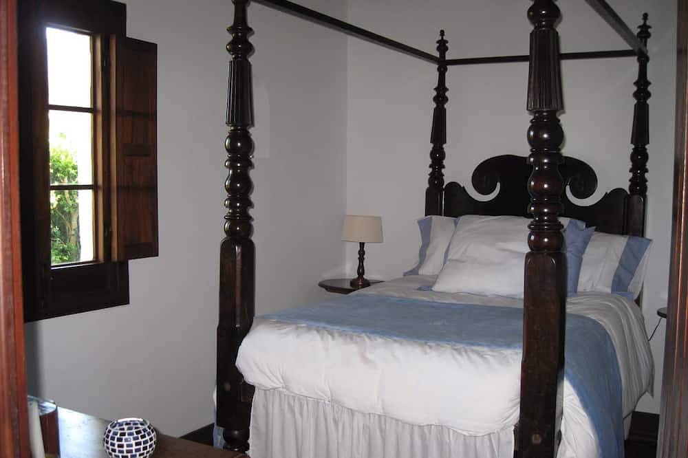 Ein typisches Haus - Santana - Parkplatz - Free Wifi in Santana, Madeira