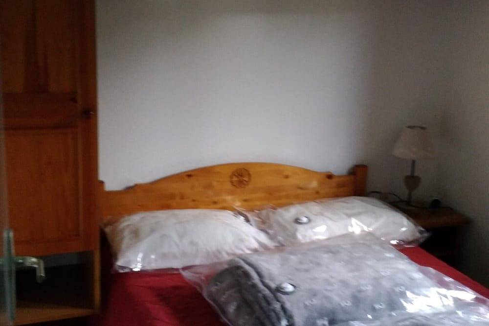 Entire apartment, Chalet apartment in Valfréjus, Modane