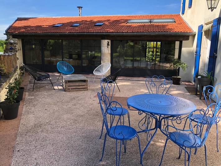 Gîte pour 2 personnes, avec jardin et vue dans La Devise - 3