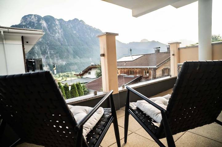 Ferienwohnung für 4 Personen, mit Balkon in Eben am Achensee - 2