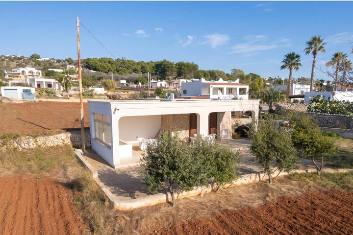 Ferienwohnung für 4 Personen, mit Meerblick und Kinderpool in Torre Vado - 2