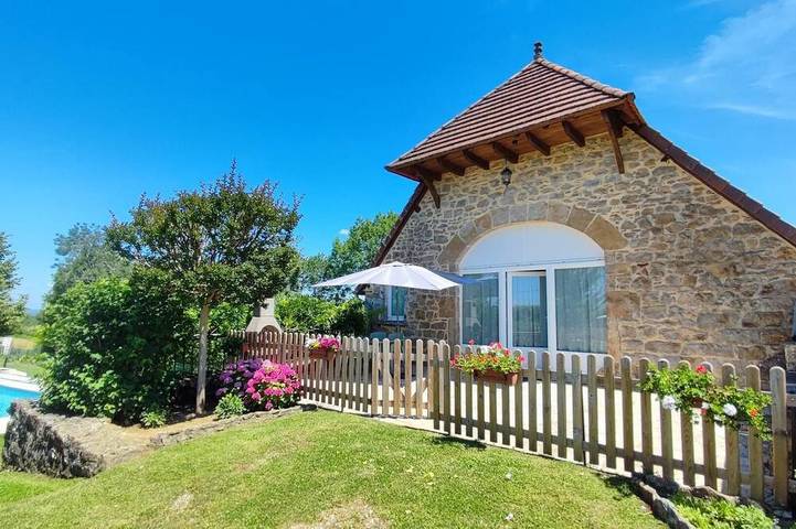 Maison de vacances pour 4 personnes, avec piscine et jardin