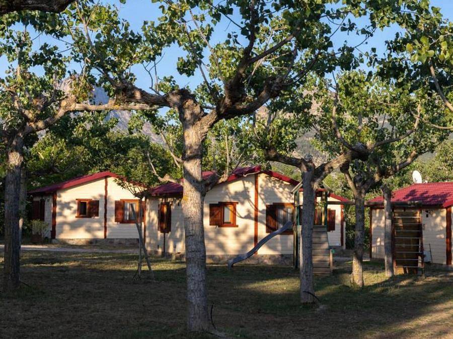 Camping Bungalowpark Isabena - Chalet 2 personen - Houten hut (zonder keuken of badkamer) 2/4 pers, foto 13