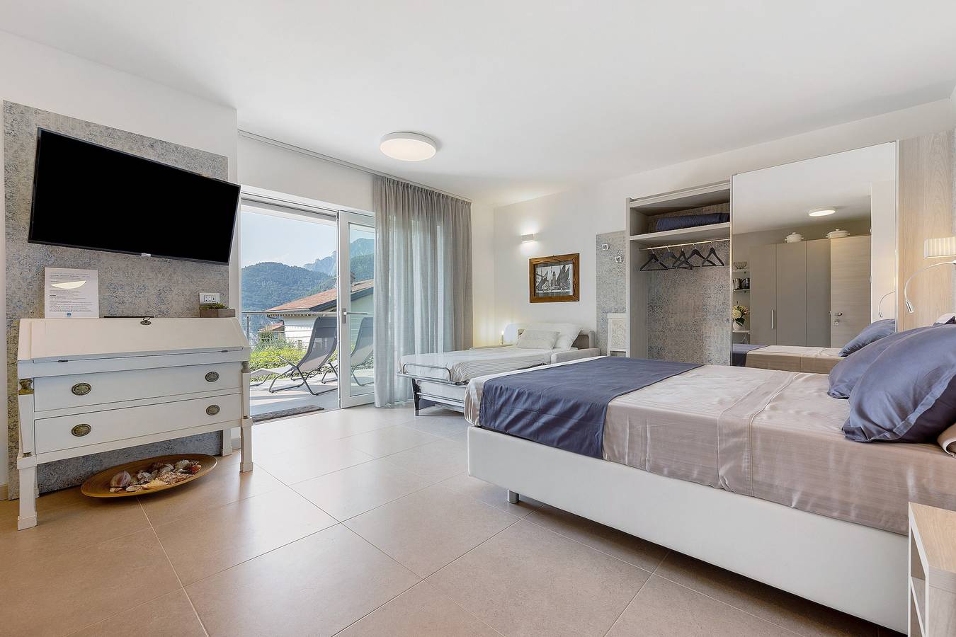 Monolocale intero, Eco del Garda - Monolocale Deluxe 101 - con terrazza coperta, vista lago in Villa del Monte, Tenno