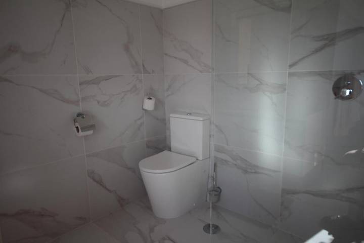 Location de vacances pour 3 personnes, avec jardin et bassin pour enfant ainsi que piscine et vue dans Amares - 3