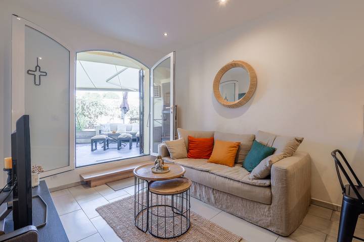 Gîte pour 4 personnes, avec jardin et terrasse dans Sant Ambroggio - 2