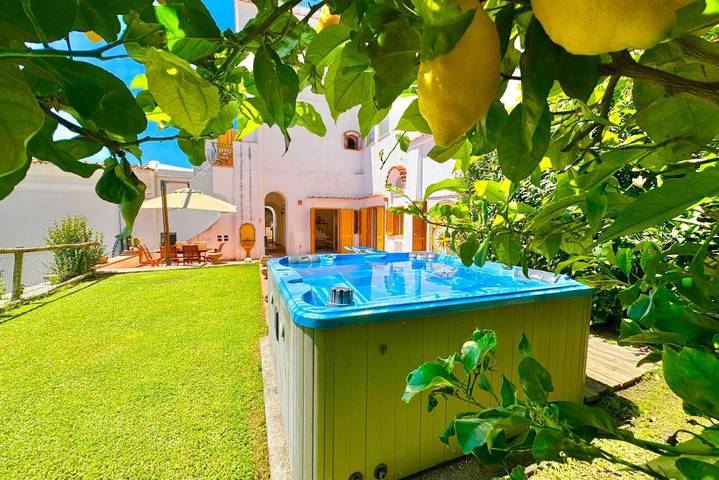 Gîte pour 5 personnes, avec jardin et vue sur l’océan à Praiano - 2