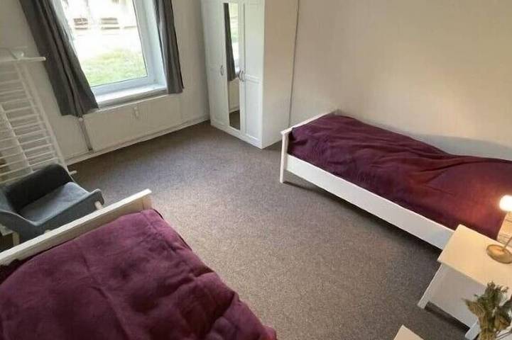 Ganze Wohnung, Ferienwohnung am Düstersee mit Terrasse und Sauna im eigenen Garten in Temmen-Ringenwalde, Barnimerland Region