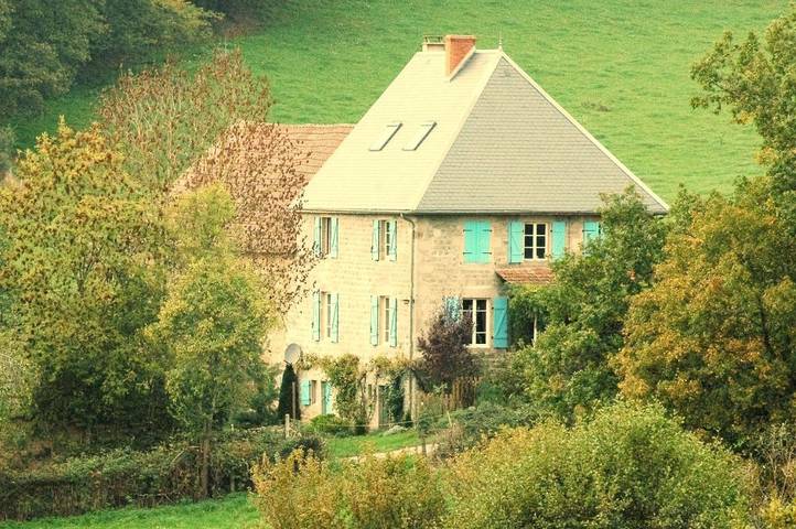 Maison d’hôte pour 2 personnes, avec Balcon et Terrasse ainsi que Jardin et Vue dans Office de Tourisme Evaux les Bains
