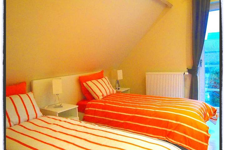 Gîte pour 7 personnes, avec jardin à Ellezelles - 2