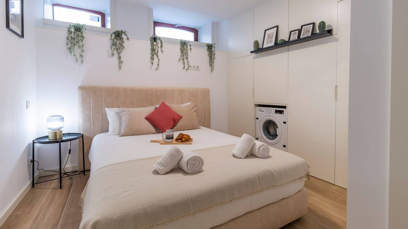 Entire apartment, Old Town 1Br Duplex by Lovelystay in Porto, Porto District