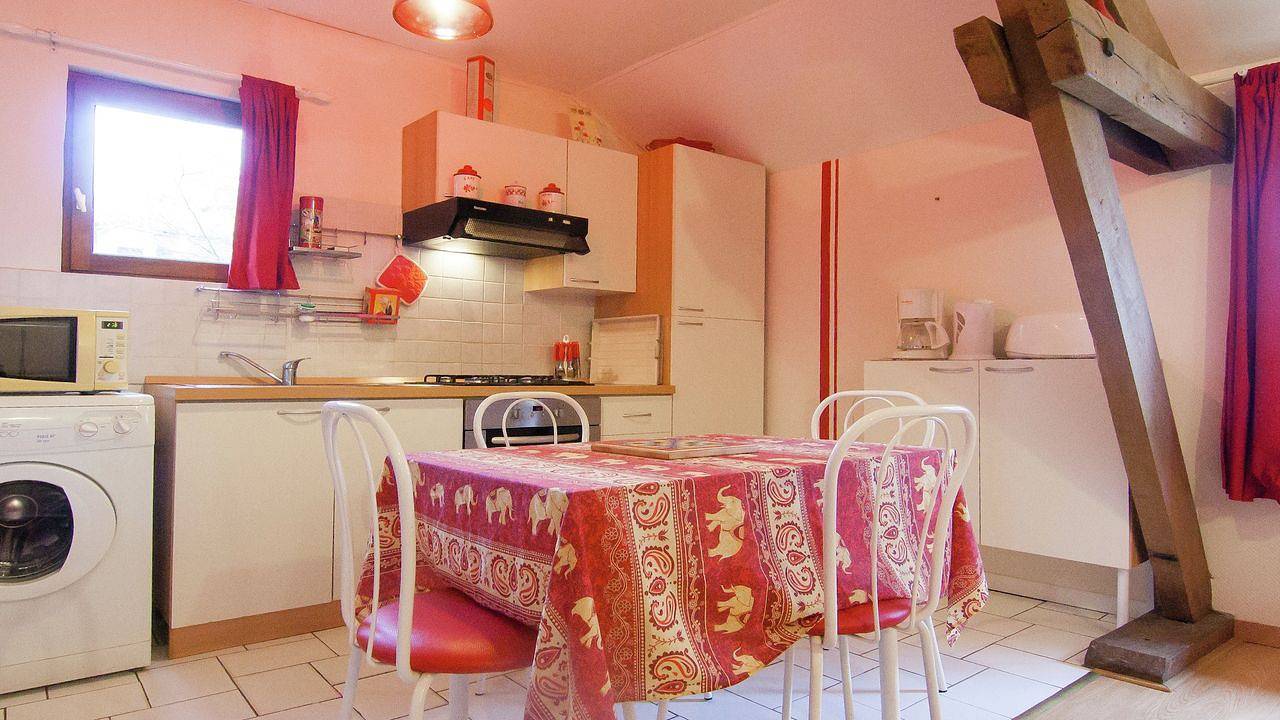 Maison de vacances pour 4 personnes avec terrasse in Bourgnac, Dordogne