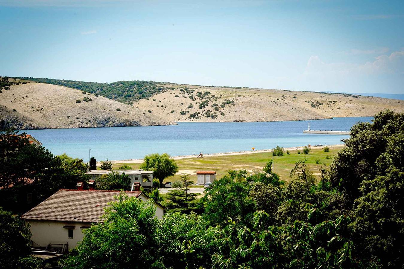 Ganze Ferienwohnung, Ferienwohnung mit Terrasse und Internet  in Lopar, Rab