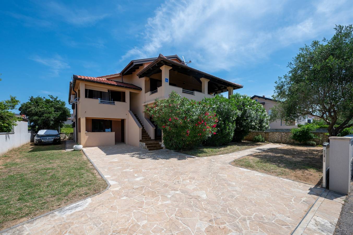 Entire apartment, Two bedroom apartment with terrace Nin (Zadar) A-23551-c in Nin, Zadar
