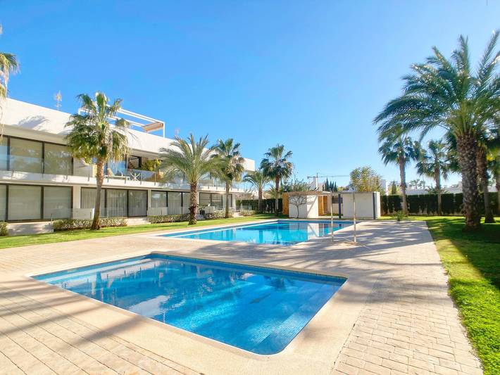 Ferienwohnung für 4 Personen, mit Pool und Terrasse sowie Garten - 1