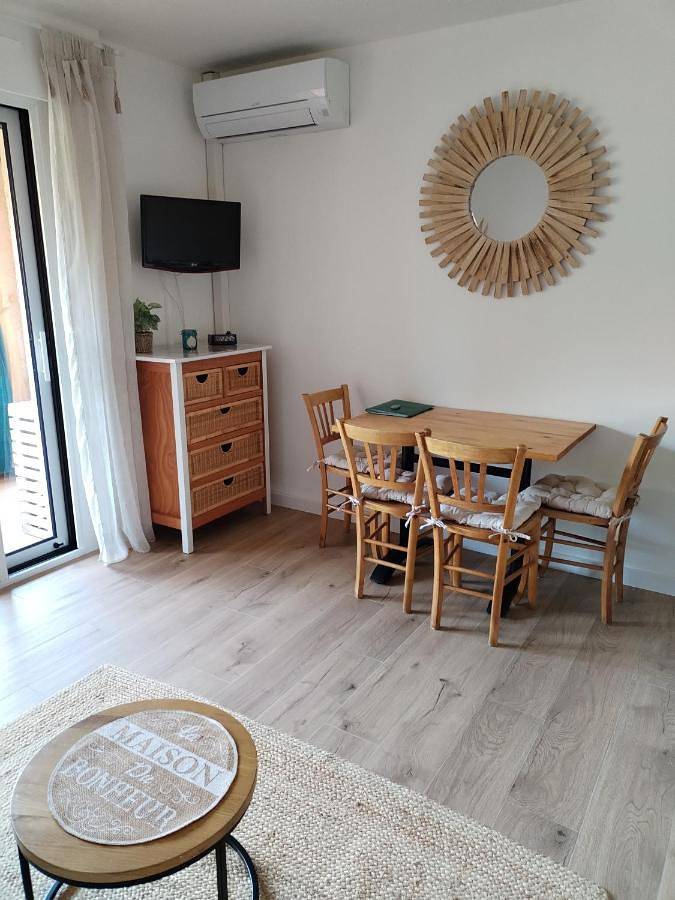 Location de vacances pour 4 personnes, avec balcon et vue dans Les Lecques
