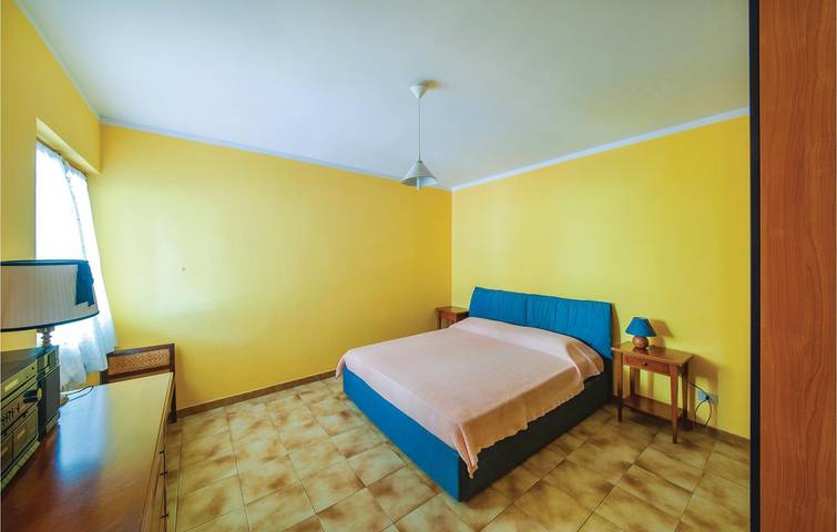 Gîte pour 6 personnes, avec jardin à Sorso - 4