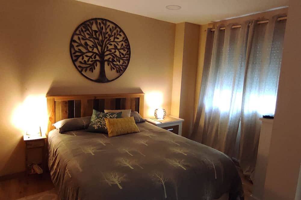 Entire apartment, Magnificent penthouse with large terrace. in El Planto, Santa Cruz de La Palma