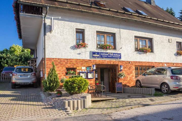 Ferienhaus für 3 Personen, mit Terrasse und Garten sowie Sauna und Ausblick