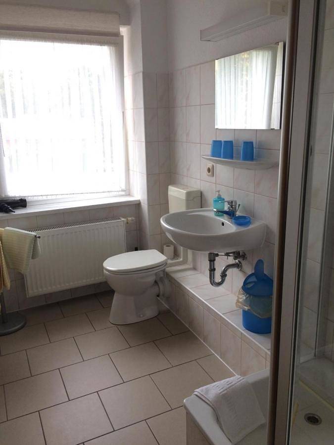 Ferienhaus für 2 Personen, mit Seeblick und Garten sowie Terrasse in Templin - 2