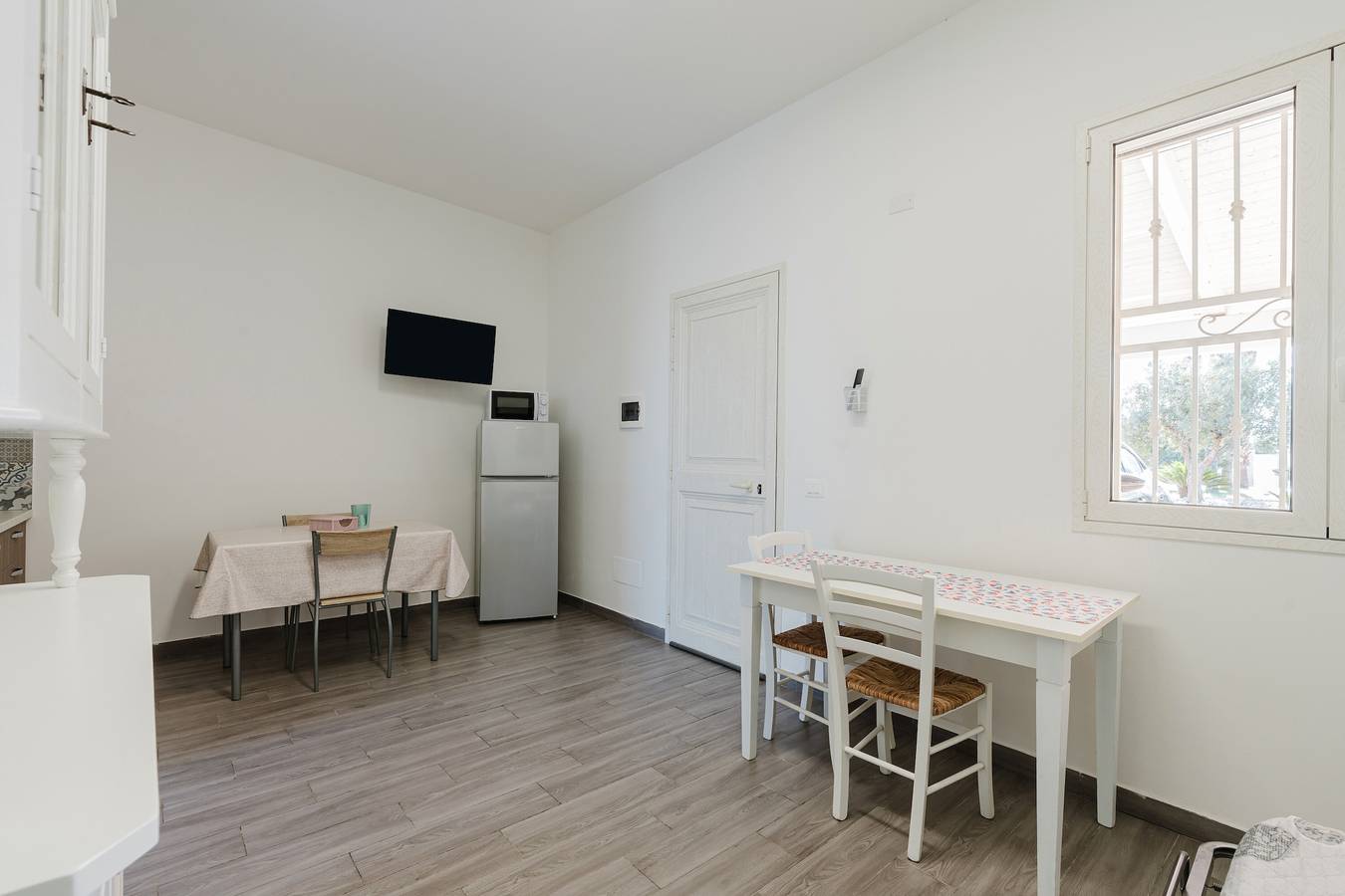 Ganze Wohnung, Ferienhaus 'La Perla Di Mare - Perla 4' mit Gemeinschaftspool, Wlan und Klimaanlage in Mazara del Vallo, Trapani Provinz