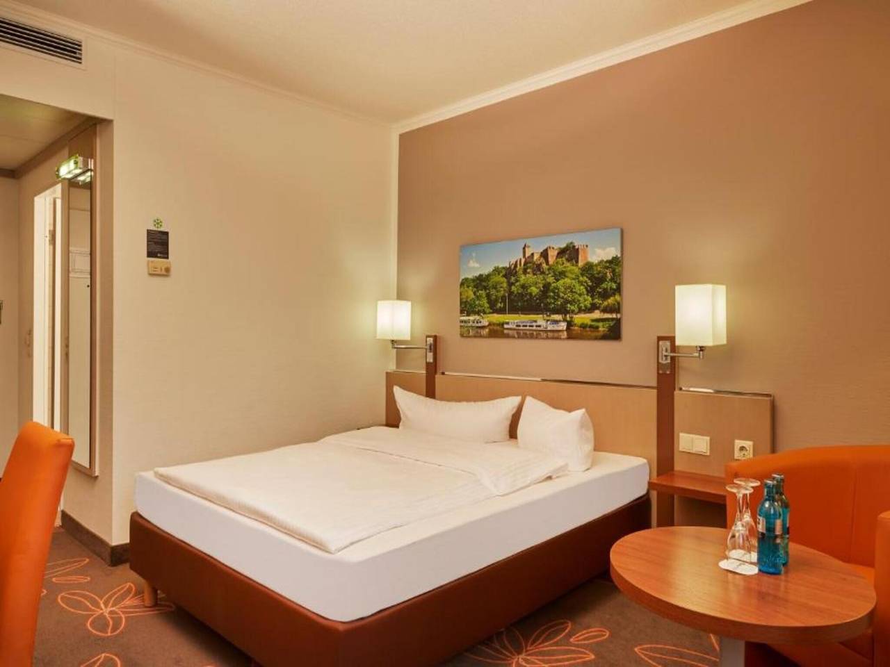 Ganze Wohnung, Sunday Hotel Leipzig-Halle Standardzimmer in Landsberg (Saalekreis), Saale-Unstrut Region