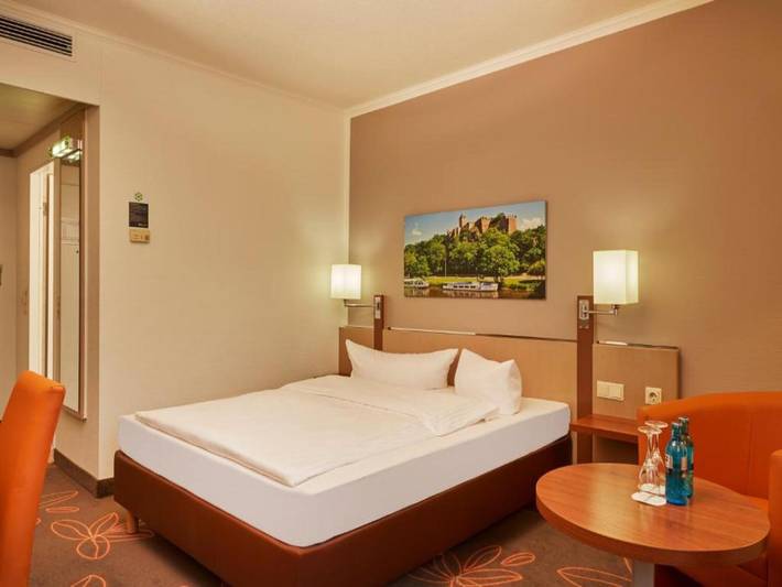 Ganze Wohnung, Sunday Hotel Leipzig-Halle Standardzimmer in Landsberg (Saalekreis), Saale-Unstrut Region