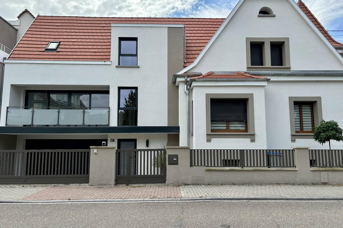 Entire apartment, Designer flat with lovely terrace! in Eckbolsheim, Strasbourg region