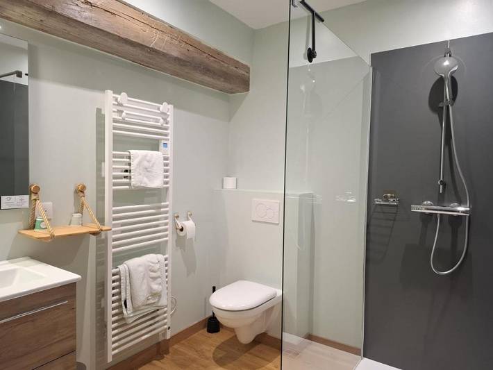 Maison d’hôte pour 2 personnes, avec piscine ainsi que jardin et jacuzzi dans Saône-et-Loire - 3