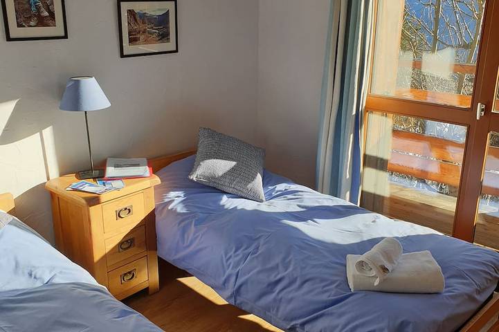 Chalet pour 18 personnes, avec jacuzzi ainsi que sauna et jardin à Villard-Reculas - 2