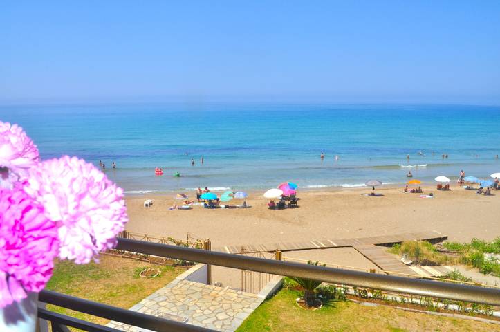 Vakantieappartement voor 2 personen, with Uitzicht op zee and Balkon/Terras as well as Tuin and Uitzicht in Agios Gordios