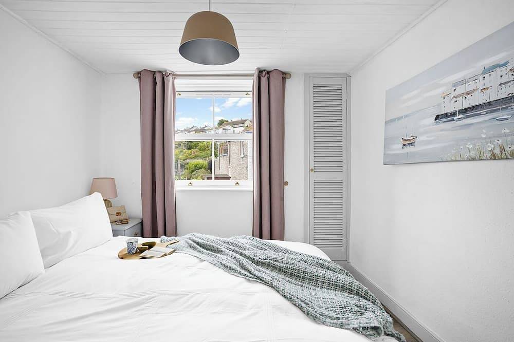 Delightful 2 bed character cottage in Polruan with river views. in Polperro, Polruan