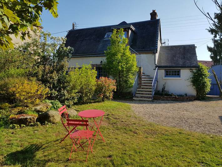 Gîte pour 5 personnes, avec terrasse et jardin dans Saint-Germain-sur-Avre