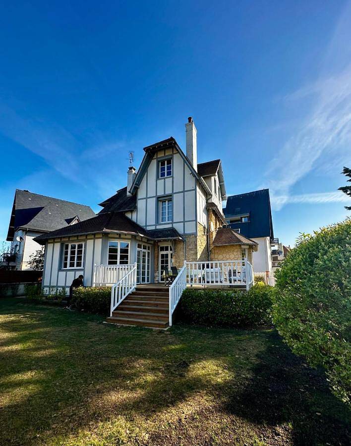 Chalet para 12 personas, con jardín - 1