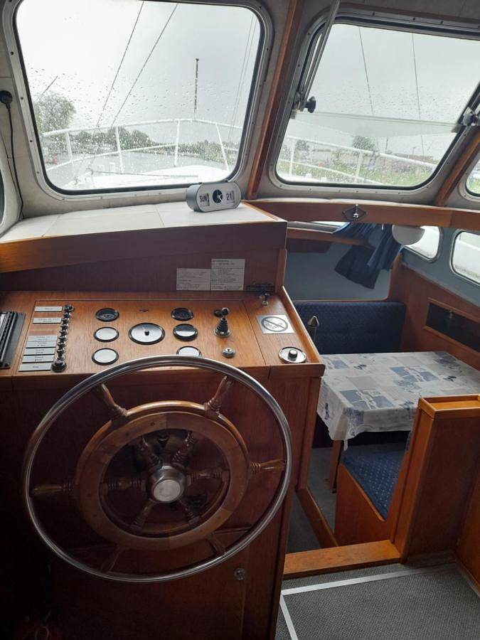 Bateau pour 6 personnes, avec vue sur le lac ainsi que vue et terrasse en Bourgogne-Franche-Comté - 3