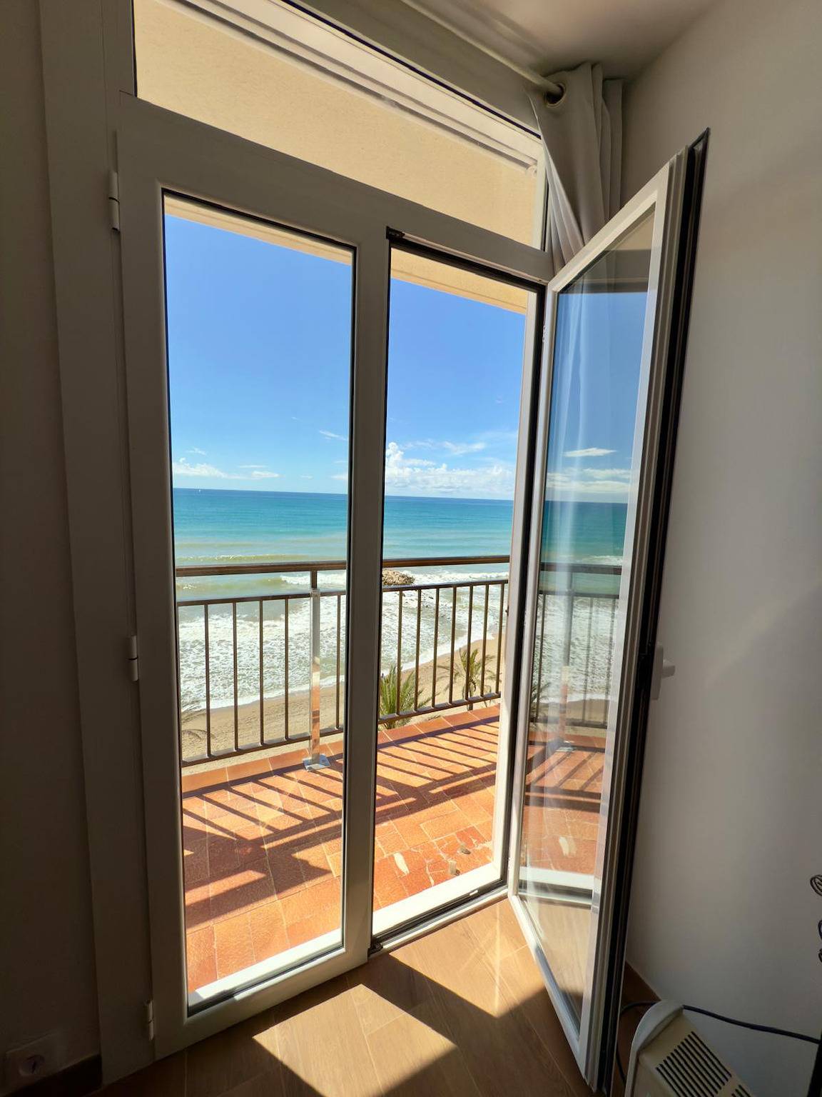 Apartamento entero, Apartamento Cunit Vista Mar y terraza in Cunit, Costa Dorada