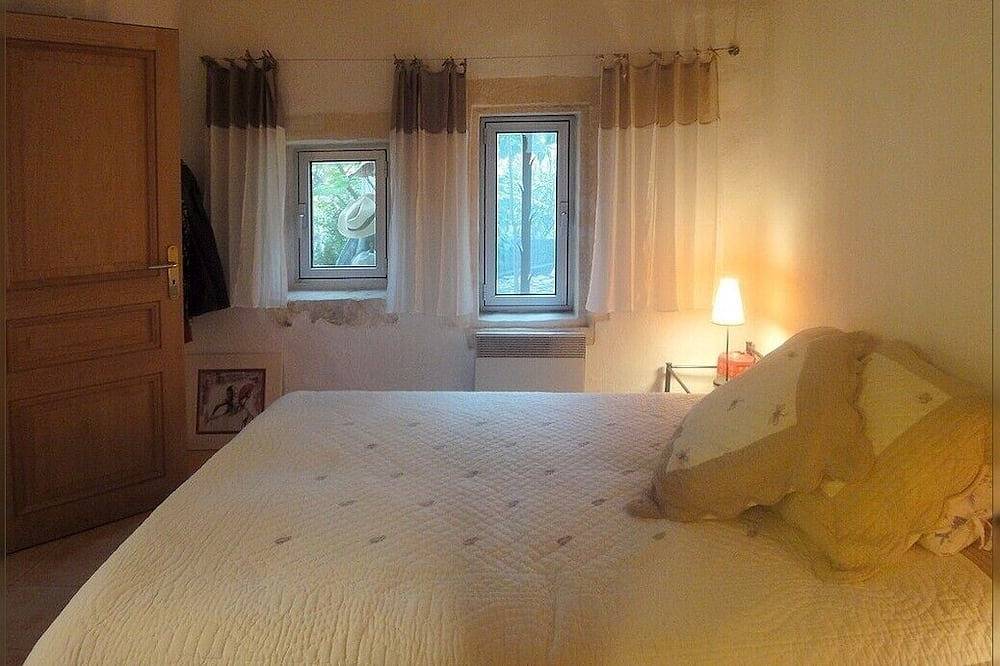 Sueño Olivier: Casa con encanto, encantador, muy tranquilo, jardín, 4 personas. in Paradou, Region de Arles