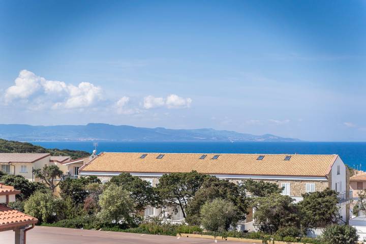 Gîte pour 6 personnes, avec balcon, animaux acceptés à Isola Rossa - 3