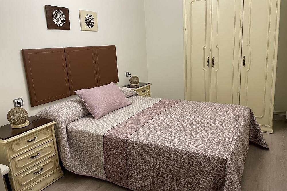 Apartamento entero, Coqueto apartamento al lado de Puerta de San Pedro (Muralla Romana) in Lugo, Provincia de Lugo