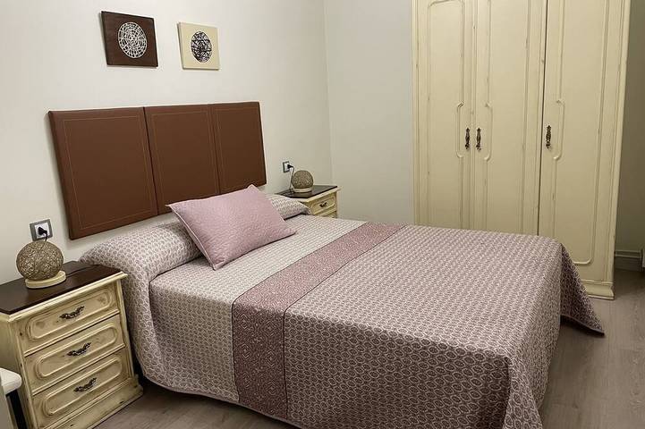 Apartamento entero, Coqueto apartamento al lado de Puerta de San Pedro (Muralla Romana) in Lugo, Provincia de Lugo