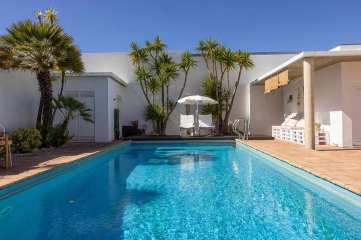 Location de vacances pour 6 personnes, avec jardin et vue ainsi que piscine et balcon dans Gafanha da Nazaré - 2