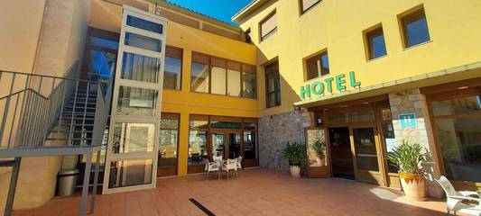 Hôtel pour 2 personnes, avec vue et terrasse à La Jonquera