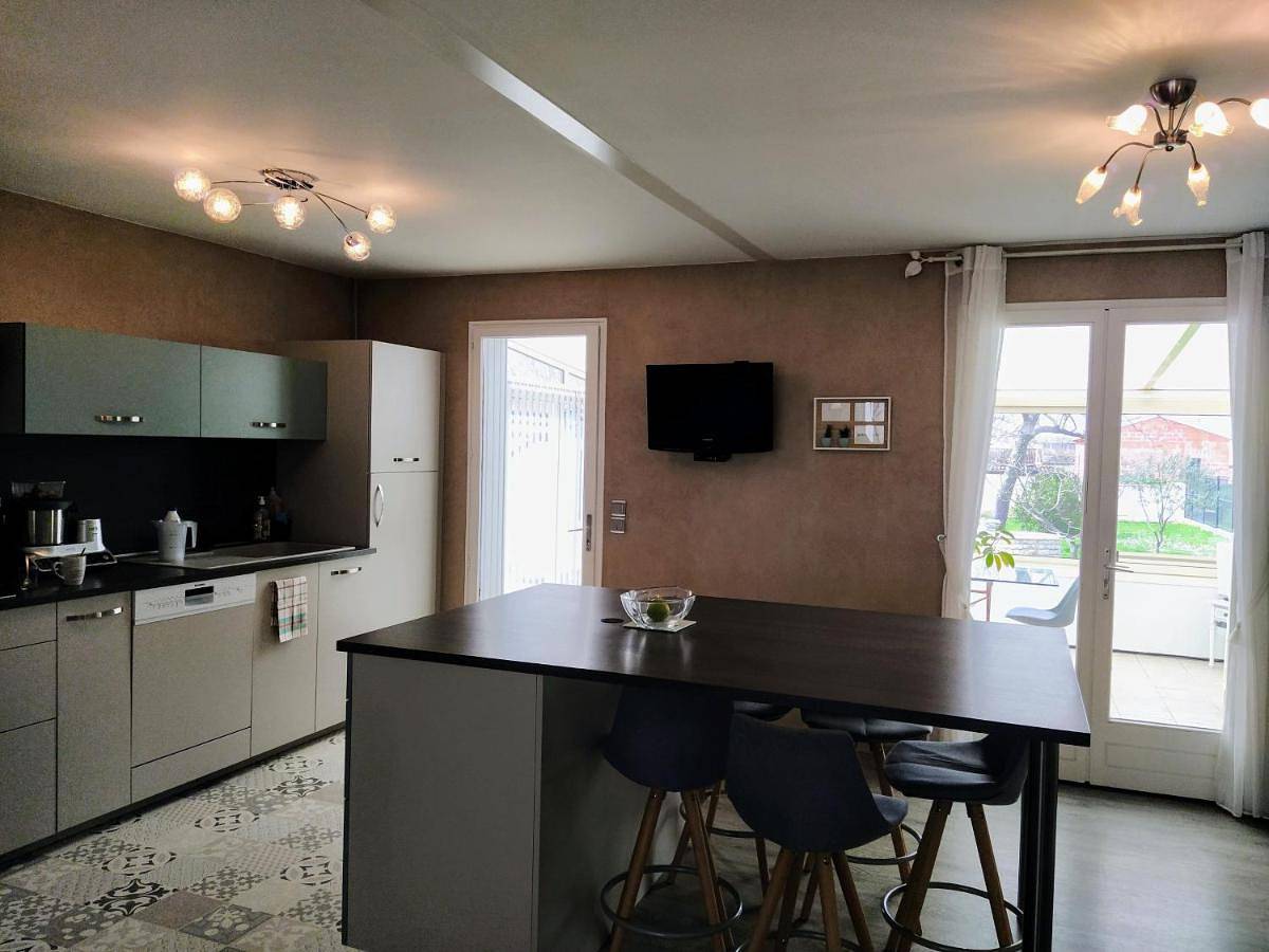 Two-Bedroom House in Cognac, Charente