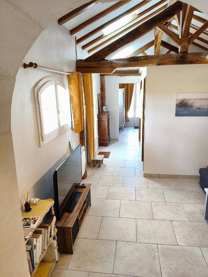 Location de vacances pour 4 personnes, avec terrasse, adapté aux familles à Saint-Genis-de-Saintonge - 3