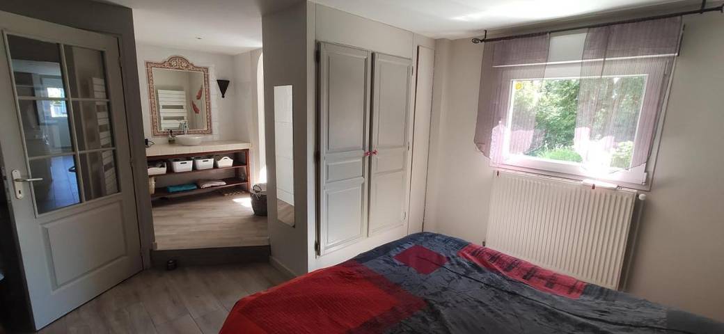 Gîte pour 5 personnes, avec piscine à Saint-Priest-en-Jarez - 2